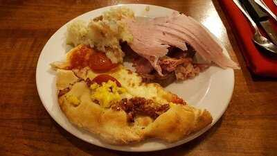 Tucker's Marketplace Restaurant