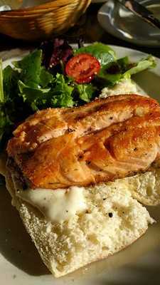 Crescent Beach Bistro