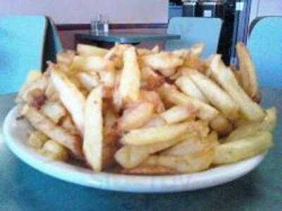 George's Burgers & Submarines