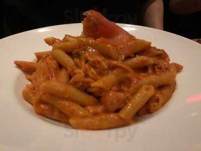 Mezza Notte Tratoria