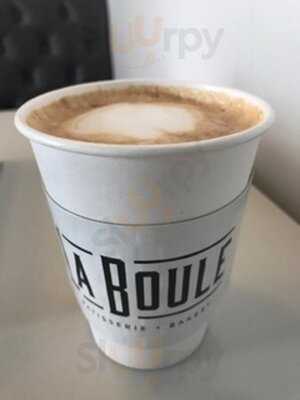 La Boule Patisserie & Bakery