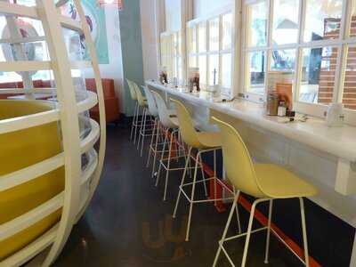 Oeb Breakfast Co. Downtown