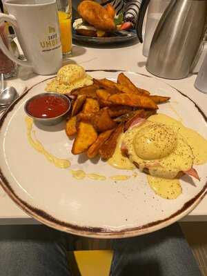 Oeb Breakfast Co. Downtown