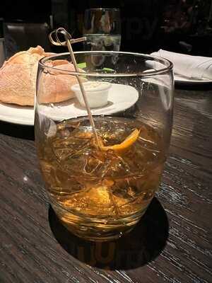 The Keg Steakhouse + Bar - Place Ville Marie