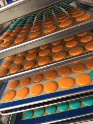 Ollia Macarons & Tea