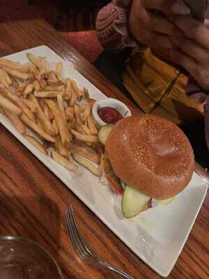 The Keg Steakhouse + Bar - Vieux Montreal