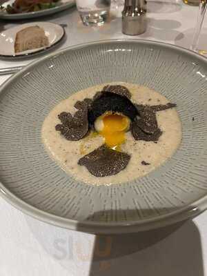 Renoir - Sofitel Montreal Golden Mile