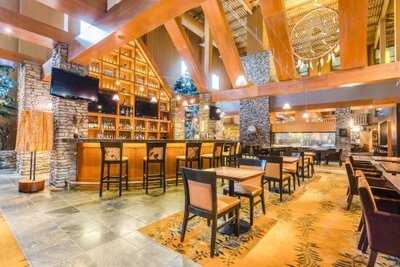 Creations Dining Room And Lounge