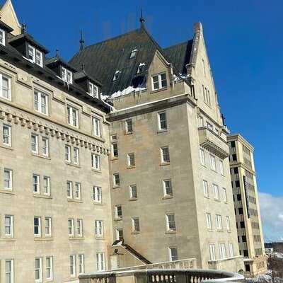 Confederation Lounge