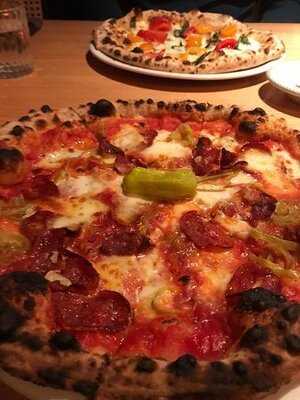 Harth Mozza And Wine Bar