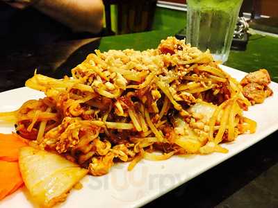 Lucky Bamboo Restaurant