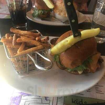 4th Spot Kitchen And Bar