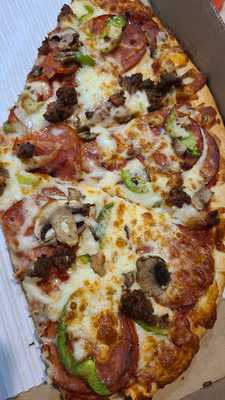 Bucky's West Coast Pizzeria