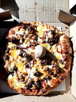 Bucky's West Coast Pizzeria