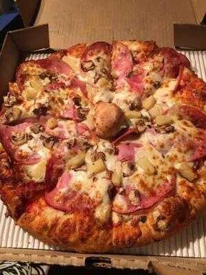 Bucky's West Coast Pizzeria