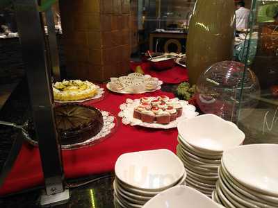 Vinnie Zucchini's Italian Buffet