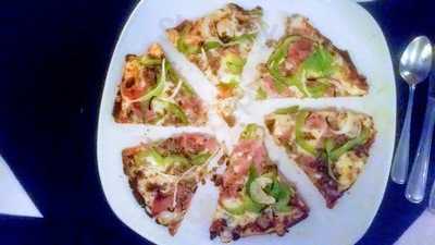 Aurora Pizzeria & Cafe