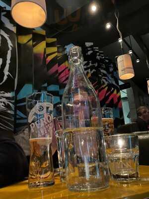 L'atelier Tartares & Cocktails