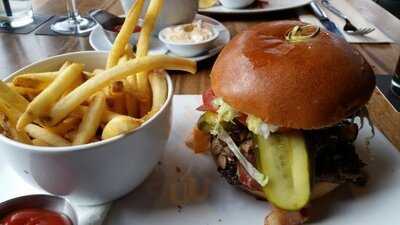 Cactus Club Cafe Macleod Trail