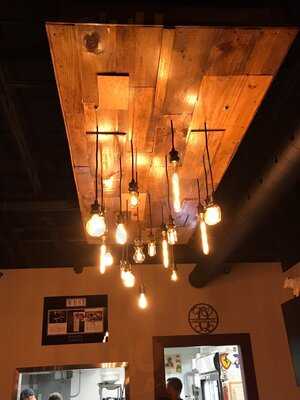 Ombretta Cucina + Vino