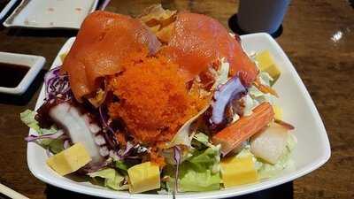 Sushi & Roll Japanese Restaurant