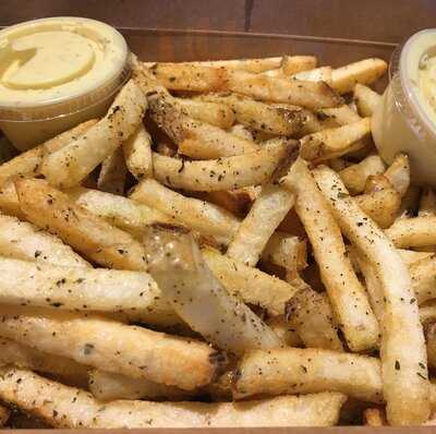 Kalamaki Greek Grill Restaurant