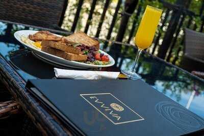 Evviva Restaurant