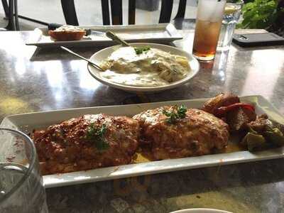 Pazzo Pazzo Italian Cuisine