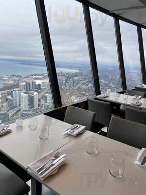 360 The Restaurant At The Cn Tower