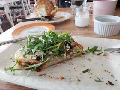 Little Goat Food & Drink