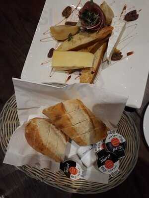 Les Freres De La Cote