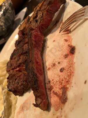 Hy's Steakhouse & Cocktail Bar Vancouver