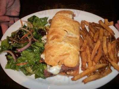 The Senate Tavern On Clarence