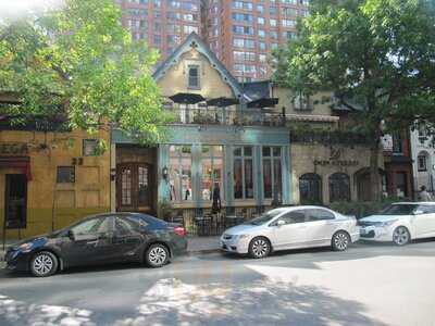 The Queen And Beaver Public House