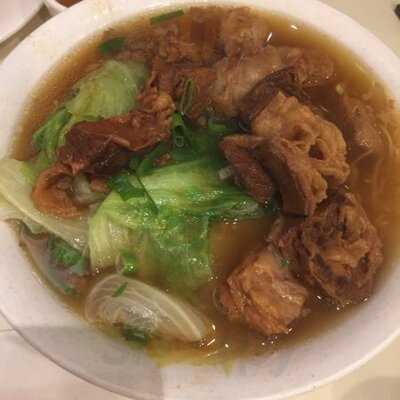 Chi's Congee And Noodle House