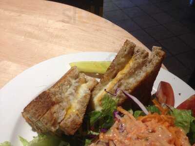 Dal's Family Restaurant