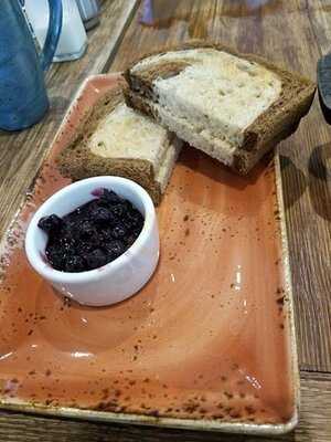 Yakima Social Kitchen + Bar