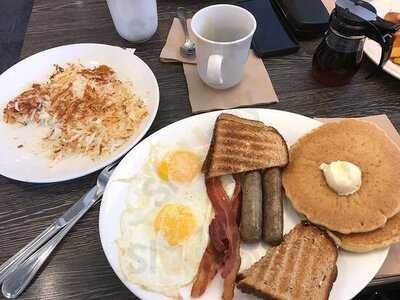 Ricky's All Day Grill