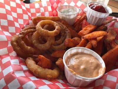 Shady Island Seafood Bar & Grill