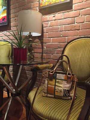 Insiders - Cafe & Cowork