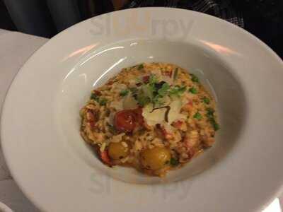 Breakwater Restaurant