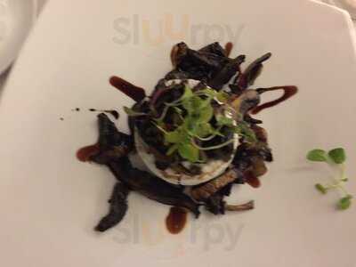 Breakwater Restaurant