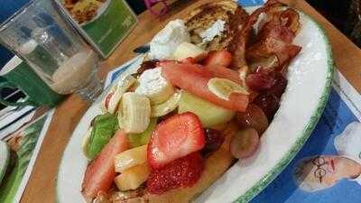 Cora Breakfast And Lunch