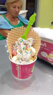 Menchie's Frozen Yogurt