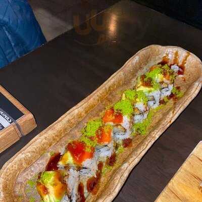Ke Charcoal Grill & Sushi