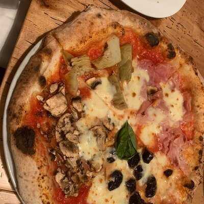 Pizzeria Via Mercanti