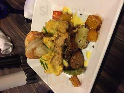 Stages Kitchen And Bar