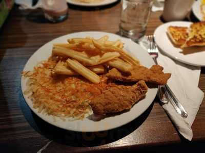 Denny's Surrey Newton