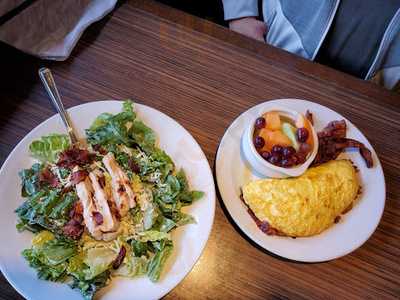 Denny's Surrey Newton