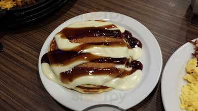 Denny's Surrey Newton